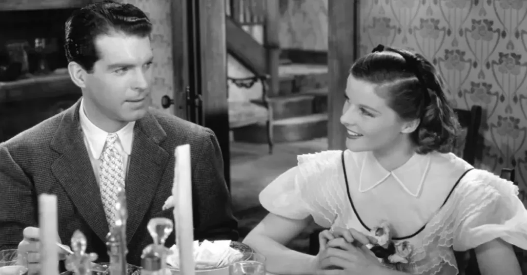 Fred MacMurray y Katharine Hepburn en Sueños de juventud