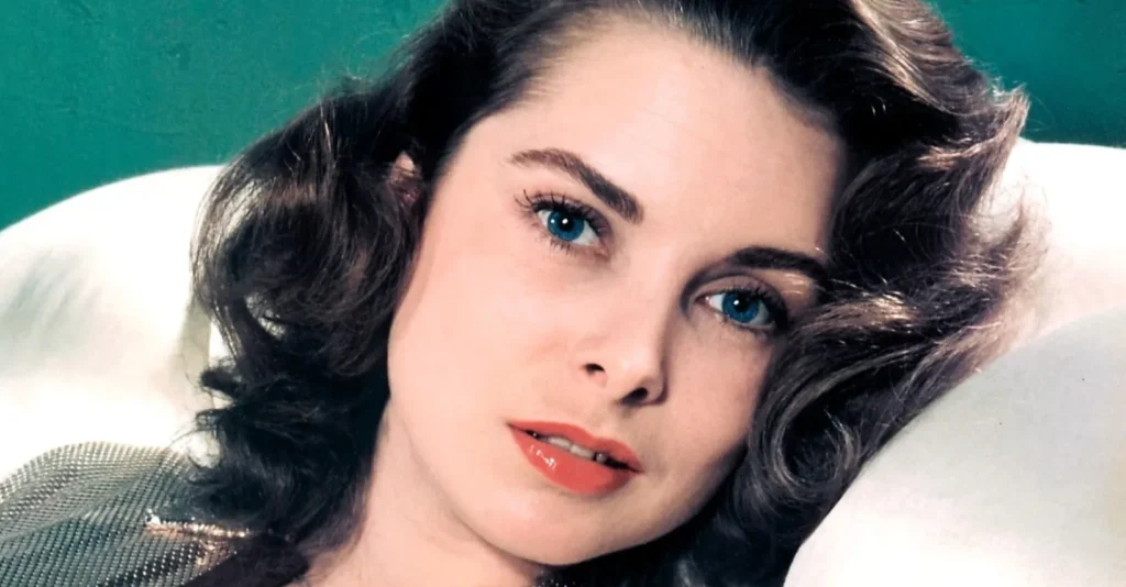 Retrato en color de Janet Leigh