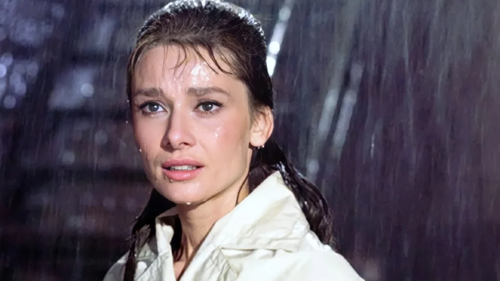 Audrey Hepburn escena Breakfast at Tiffany´s