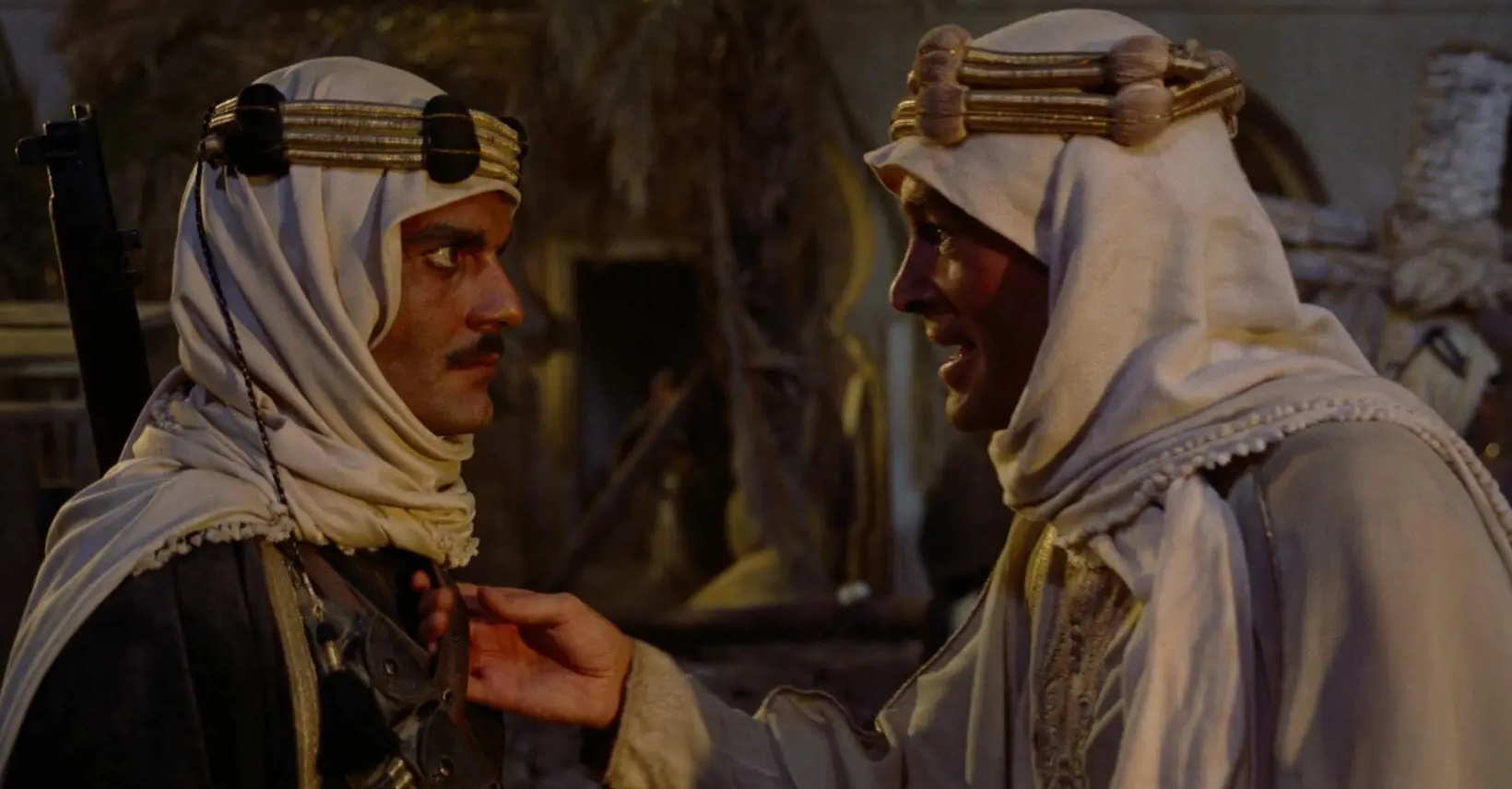 El Sherif Ali habla con Lawrence