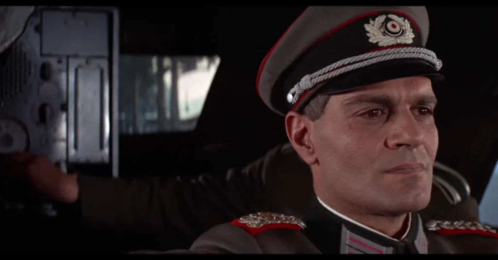 Omar Sharif en La noche de los generales (1967)