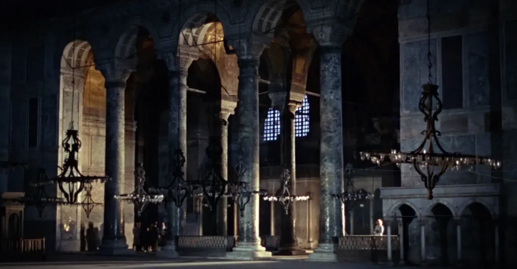 Interior de la Cisterna Basílica