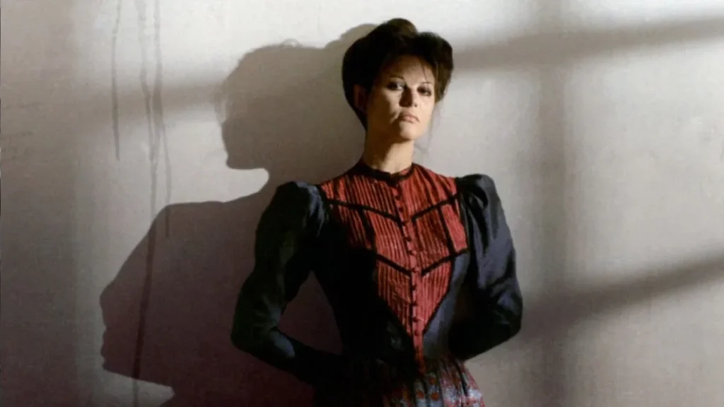 Claudia Cardinale en Il Guapi - 1974