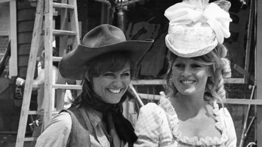 Claudia Cardinale y Brigitte Bardot