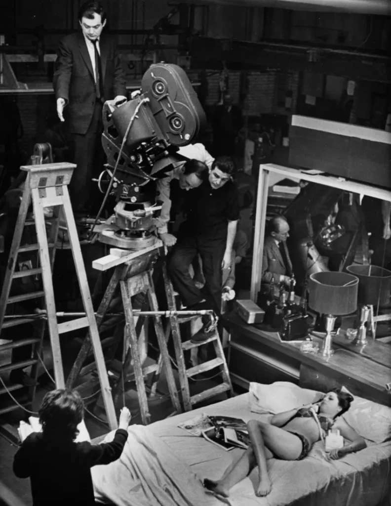 Kubrick rodando una escena de la película en picado