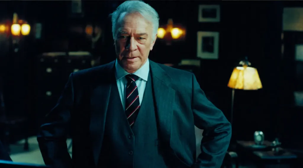 Christopher Plummer en la película de Amblin Una mente maravillosa