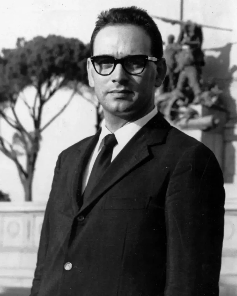 Ennio Morricone en su juventud en los años 60
