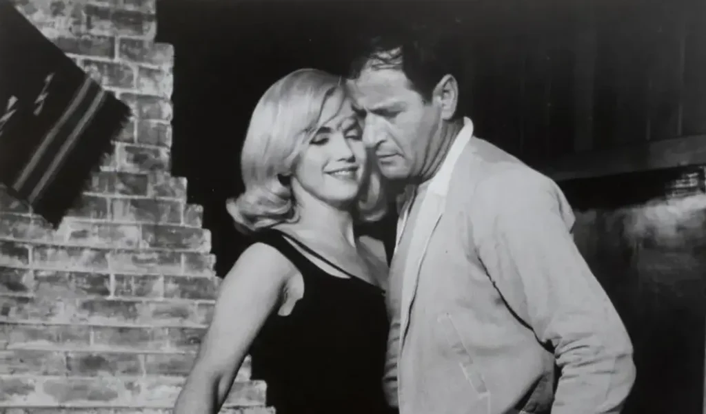 Elli Wallach con Marilyn Monroe en "The Misfits" (Vidas rebeldes, 1961)