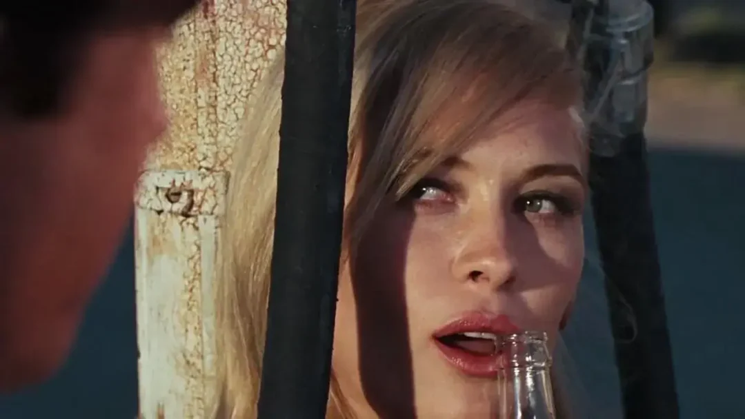 Bonnie Parker interpretada por Faye Dunaway