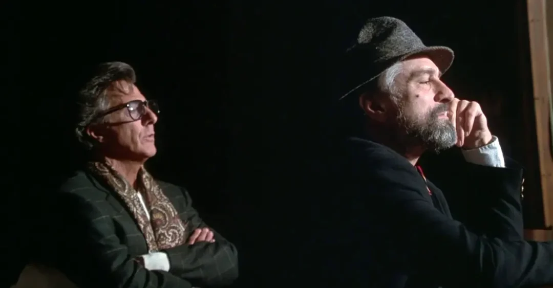 Hoffman con Robert De Niro en La cortina de humo de 1997