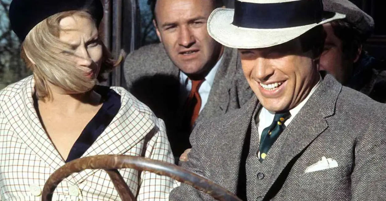 Buck (Hackman) y Clyde (Beatty) Barrow con Bonnie (Faye Dunaway)