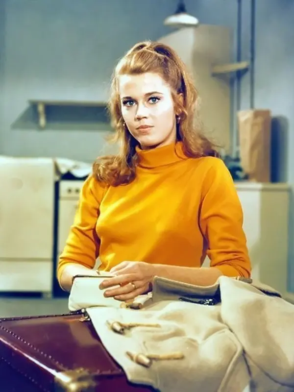 Jane Fonda es Corie Bratter