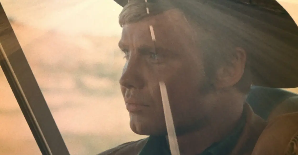 Jon Voight interpreta a Joe Buck