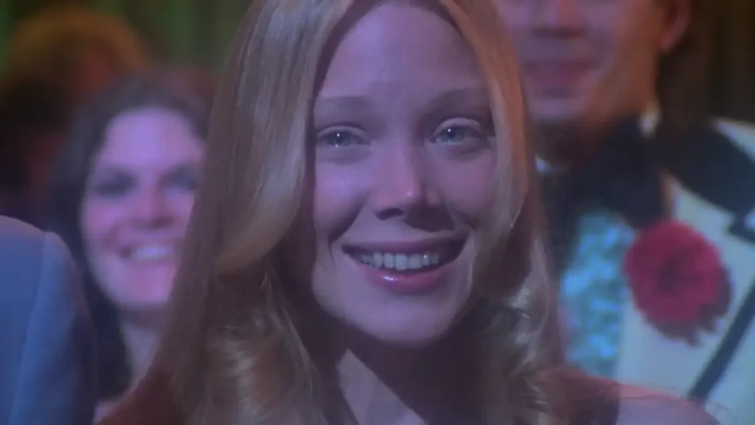 Sissy Spacek en la escena final en Carrie (1976)